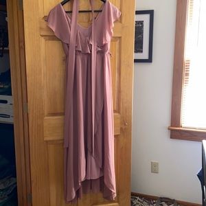 Size large from Baltic born! Worked wonderful for bridesmaids dress.